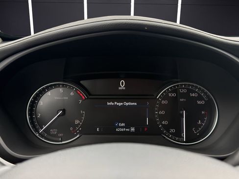 Used 2023 Cadillac XT4 Premium Luxury image 17