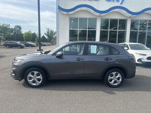Used 2024 Honda HR-V LX image 5