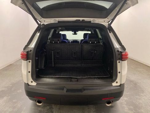 Used 2023 Chevrolet Traverse LT w/ LT Premium Package AWD/4WD image 28