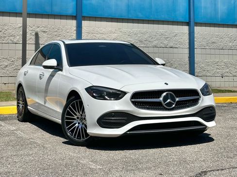Used 2023 Mercedes-Benz C 300 Sedan image 4