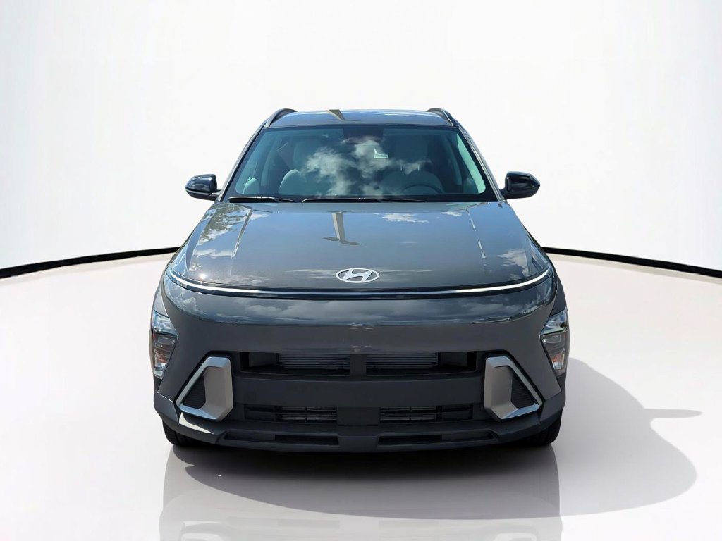 New 2027 Hyundai Kona SEL Sport FWD image 3