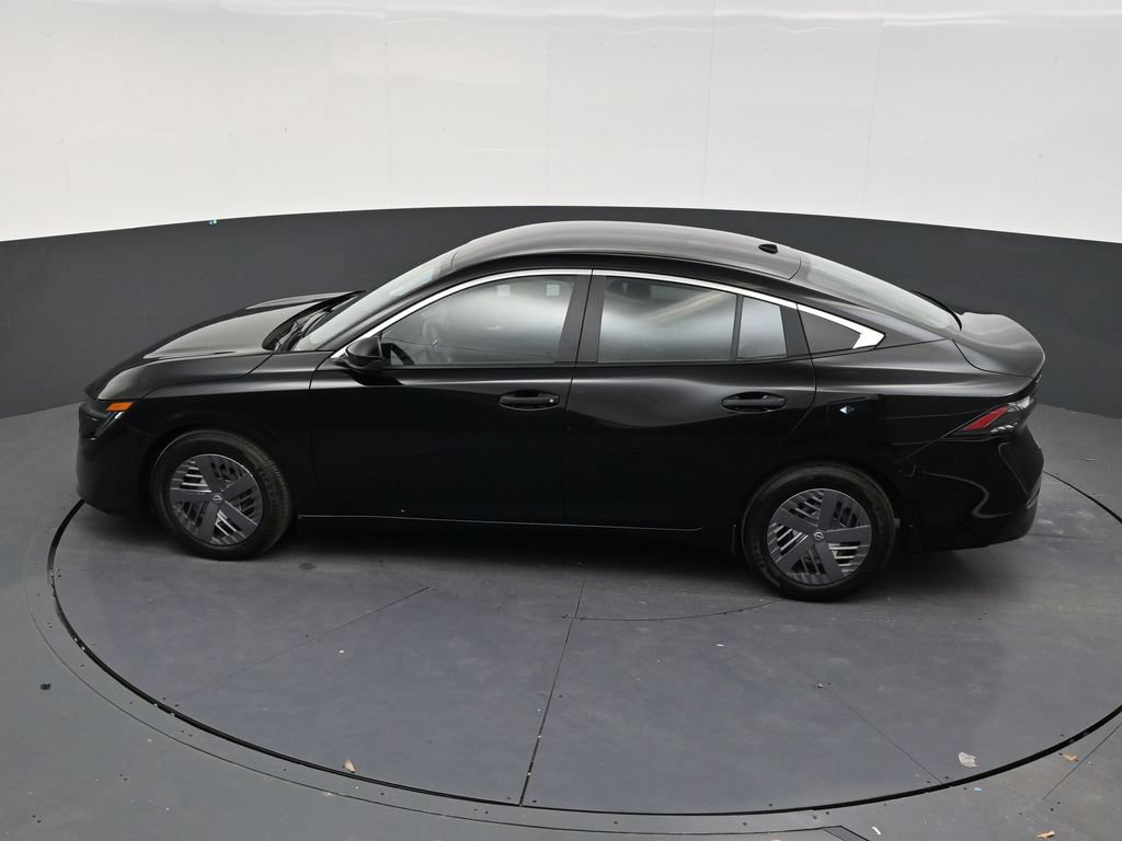 Used 2026 Nissan Sentra S w/ S Cold Weather Package FWD image 13