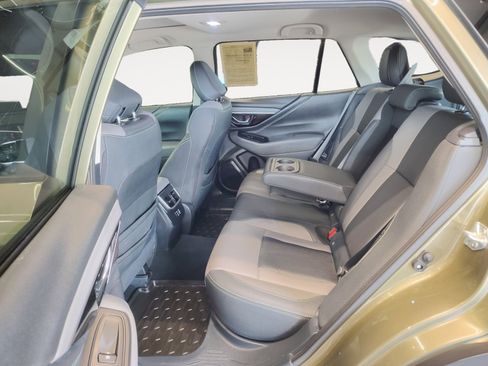 Used 2025 Subaru Outback Onyx Edition image 27