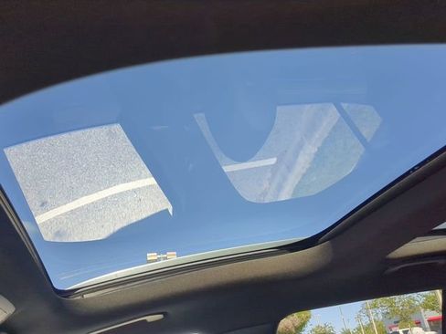 Used 2023 Mercedes-Benz GLB 250 image 20