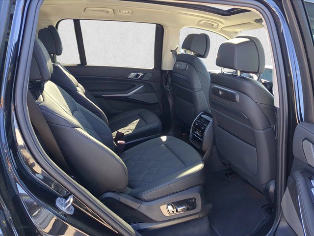 Used 2026 BMW X7 xDrive40i AWD/4WD image 23