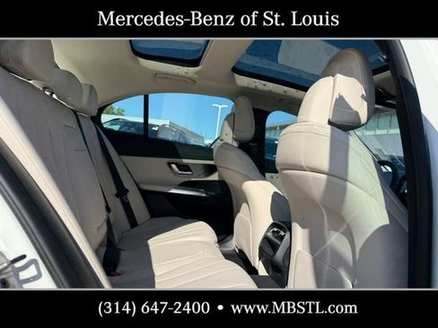 New 2026 Mercedes-Benz E 350 4MATIC Sedan image 7