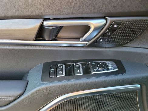 Certified 2025 Kia Telluride SX X-Line image 33