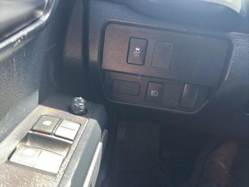 Certified 2020 Toyota Tacoma SR w/ SR Convenience Package AWD/4WD image 15