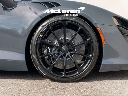 New 2026 McLaren Artura image 22