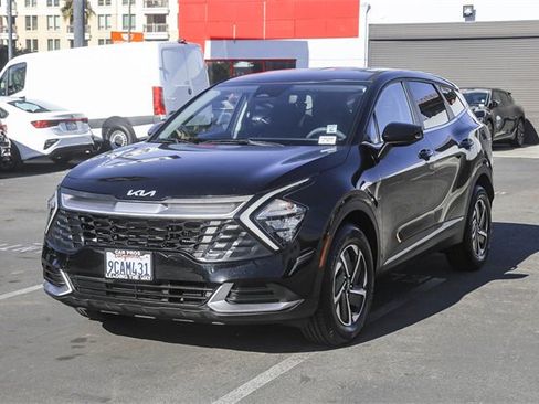 Used 2023 Kia Sportage LX image 5