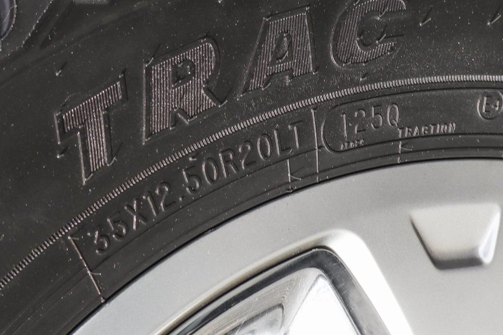 Used 2014 RAM 2500 Limited AWD/4WD image 51