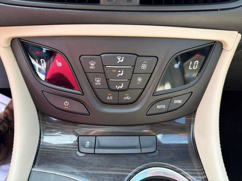 Certified 2020 Buick Envision Essence AWD/4WD image 20
