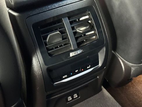 Used 2023 BMW X4 M40i w/ Shadowloine Package AWD/4WD image 13