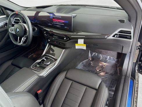 New 2026 BMW M440i Convertible w/ Premium Package image 30