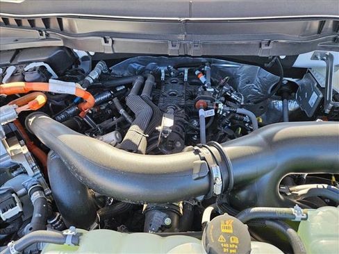 New 2025 Ford F150 Platinum w/ Equipment Group 702A High image 17