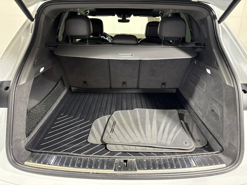 Used 2019 Porsche Cayenne AWD/4WD image 30