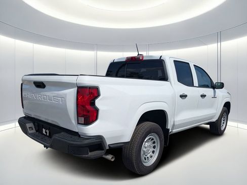 Used 2025 Chevrolet Colorado W/T RWD image 4