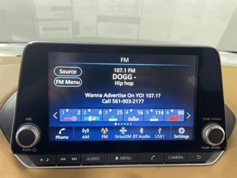 New 2025 Nissan Sentra SV w/ SV Premium Package image 12