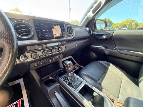 Used 2019 Toyota Tacoma TRD Pro image 28