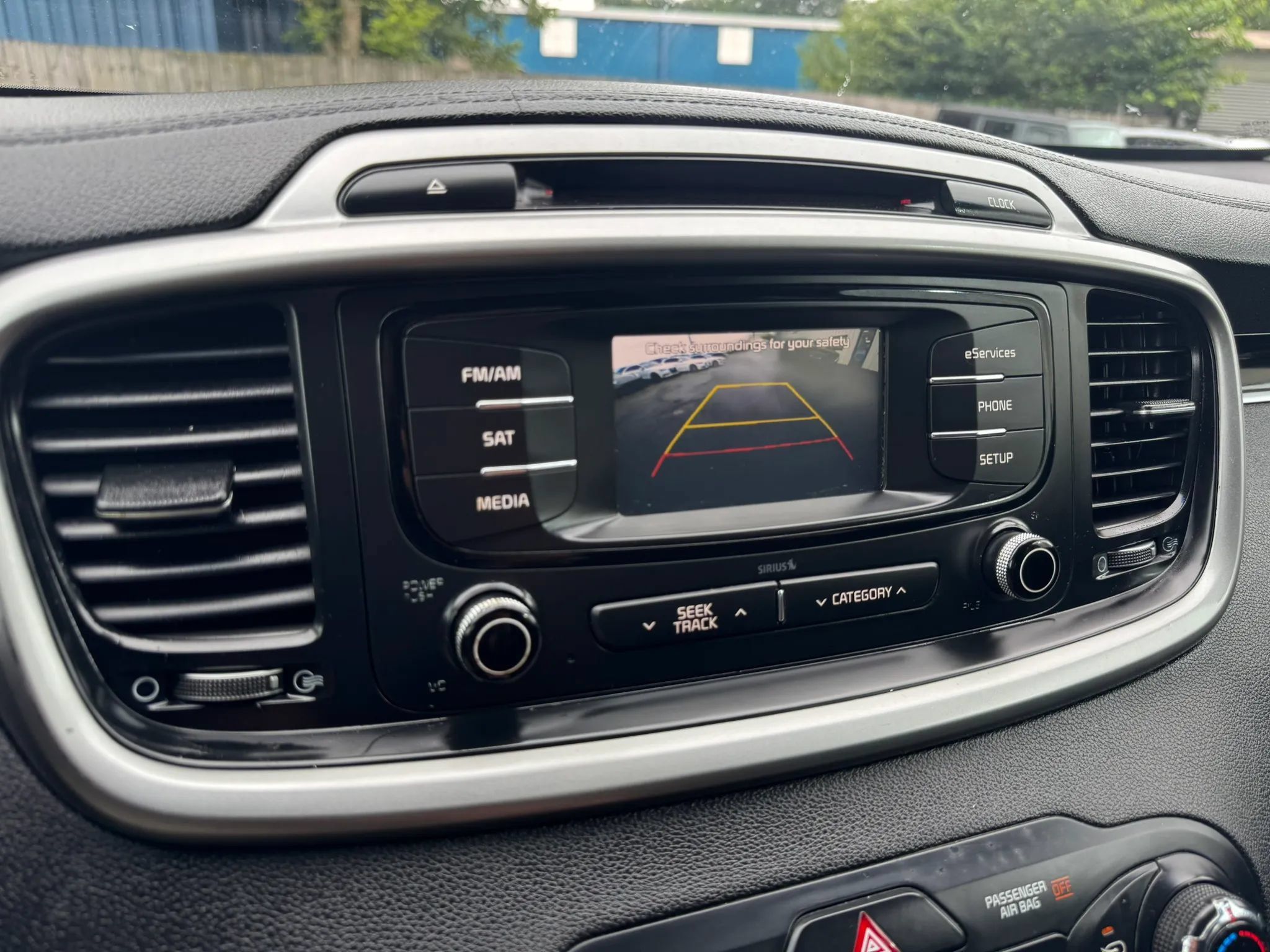 Used 2016 Kia Sorento FWD image 17