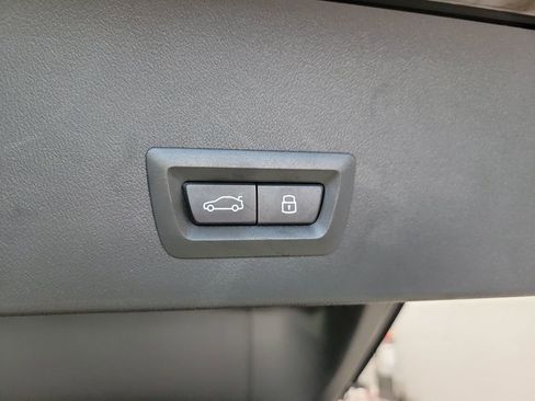 Used 2025 BMW X3 xDrive30i w/ Premium Package image 21