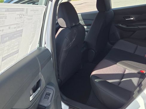 New 2026 Nissan Sentra SR FWD image 5