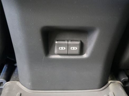 Used 2025 Toyota RAV4 XLE Premium w/ Weather Package AWD/4WD image 33