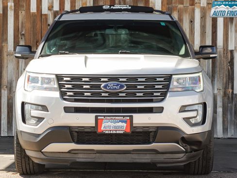 Used 2016 Ford Explorer XLT w/ Equipment Group 202A AWD/4WD image 6