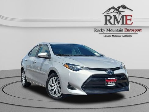 Used 2019 Toyota Corolla LE FWD image 1