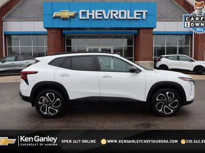 Used 2025 Chevrolet Trax RS w/ Sunroof Package