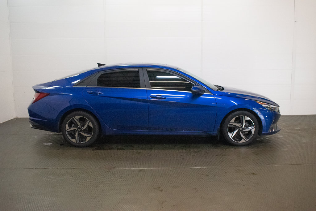 Used 2023 Hyundai Elantra Limited FWD image 3