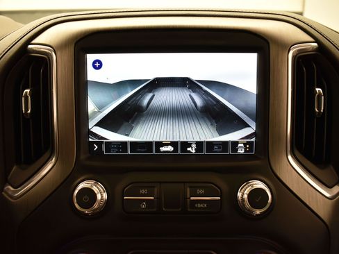 Used 2023 GMC Sierra 2500 Denali w/ Denali Ultimate Package image 32