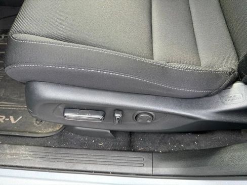Used 2025 Honda CR-V EX image 8