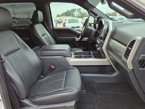 Used 2022 Ford F250 Lariat w/ Lariat Ultimate Package image 17