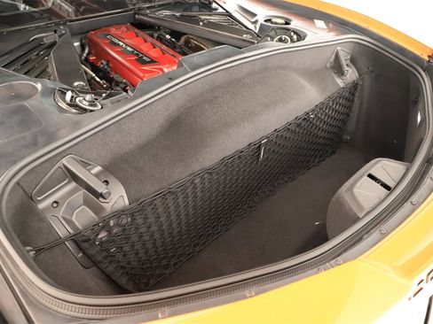 Used 2022 Chevrolet Corvette Stingray Coupe w/ Z51 Performance Package image 24