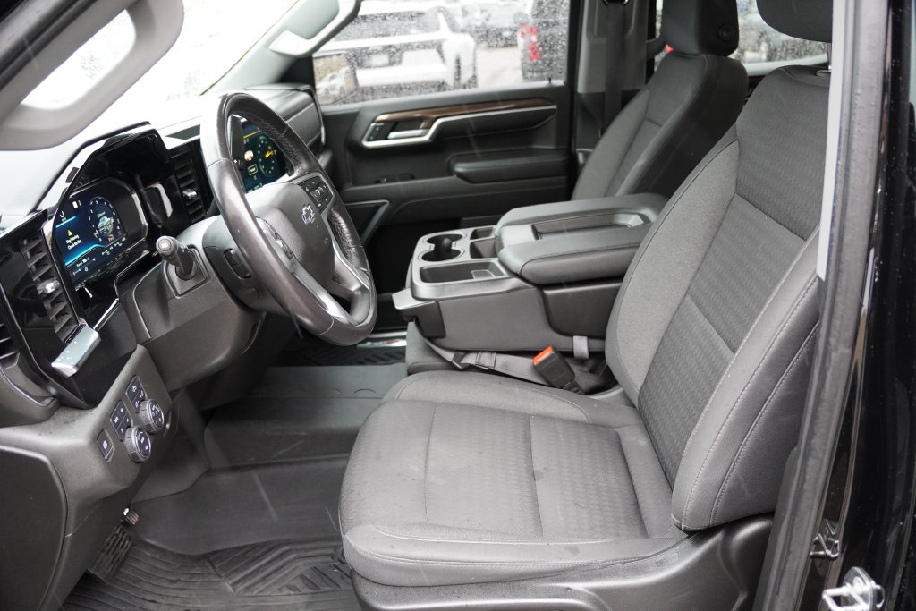 Certified 2022 Chevrolet Silverado 1500 RST AWD/4WD image 16