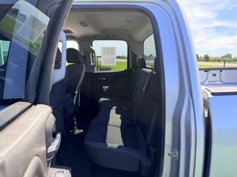 Used 2018 Chevrolet Silverado 1500 LT w/ All Star Edition AWD/4WD image 8