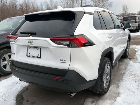 Used 2025 Toyota RAV4 XLE image 7