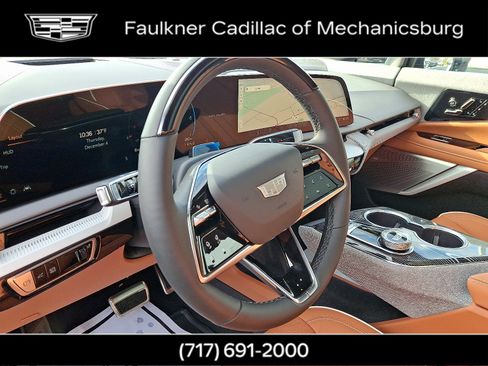 New 2025 Cadillac Optiq Sport 2 image 17