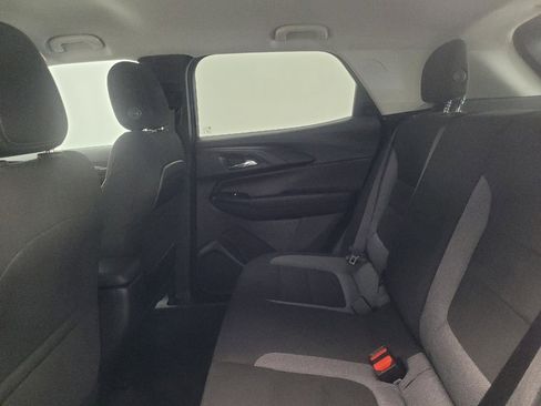 Used 2025 Chevrolet TrailBlazer LT FWD image 18