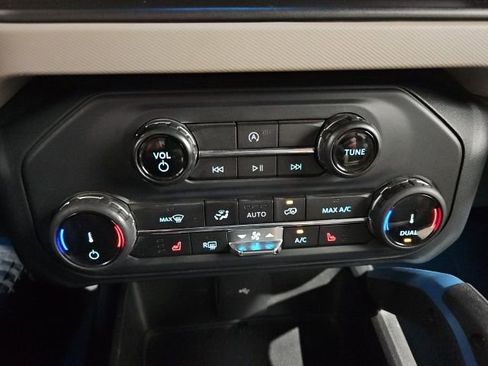 Used 2022 Ford Bronco Wildtrak image 22