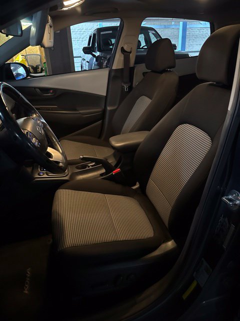 Used 2018 Hyundai Kona SEL w/ SEL Tech Package 02 FWD image 5