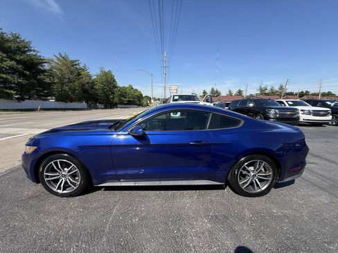 Used 2016 Ford Mustang Premium RWD image 4