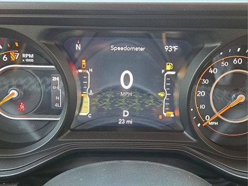 New 2025 Jeep Gladiator Mojave w/ Steel Bumper Group image 23