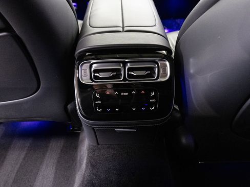 Used 2024 Mercedes-Benz S 63 AMG S image 32