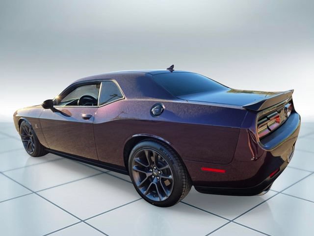 Used 2021 Dodge Challenger R/T Scat Pack RWD image 5