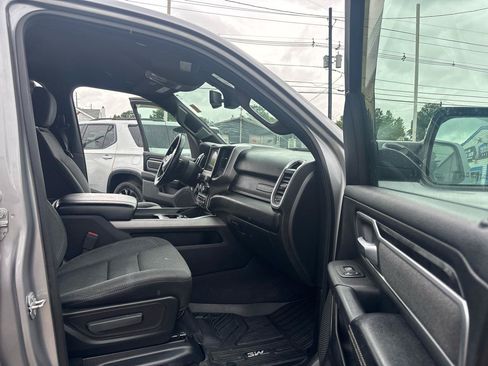 Used 2019 RAM 1500 Big Horn AWD/4WD image 12