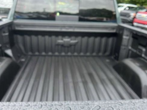 Used 2025 Chevrolet Silverado 1500 LTZ image 10