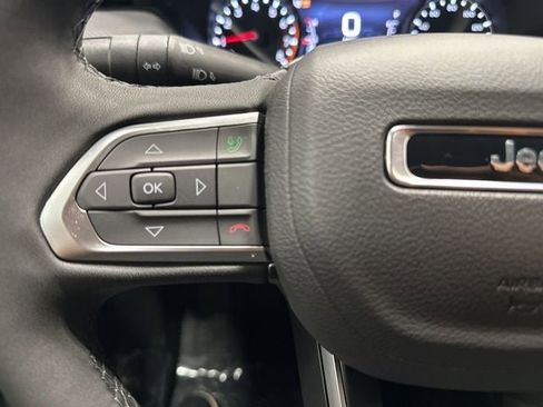 New 2025 Jeep Compass Limited w/ Sun & Sound Group image 17