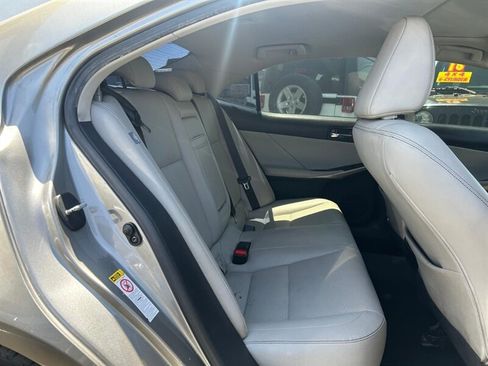 Used 2016 Lexus IS 200t RWD image 21